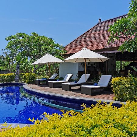Maharatu Villa Lembongan Exterior photo