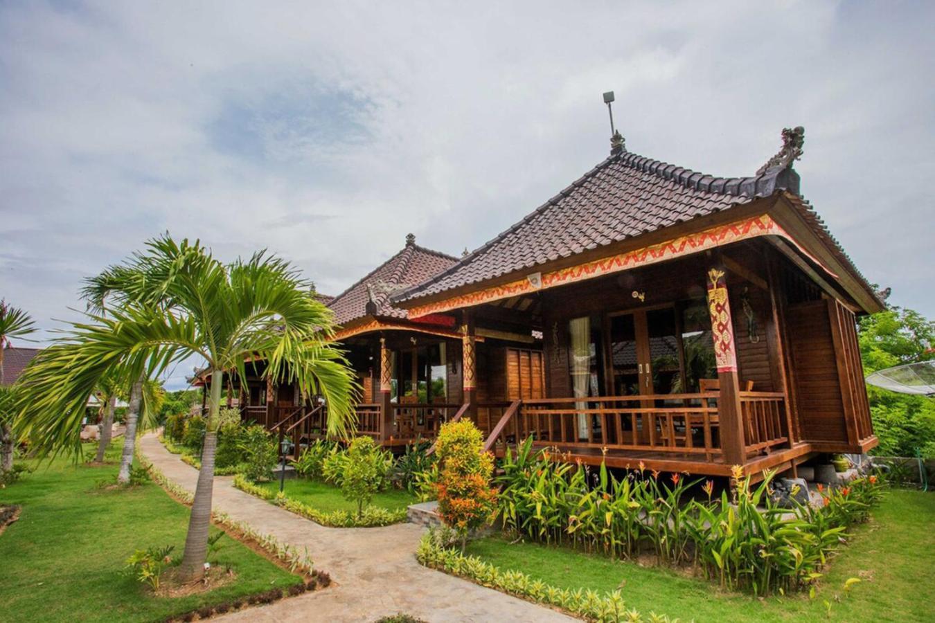 Maharatu Villa Lembongan Exterior photo