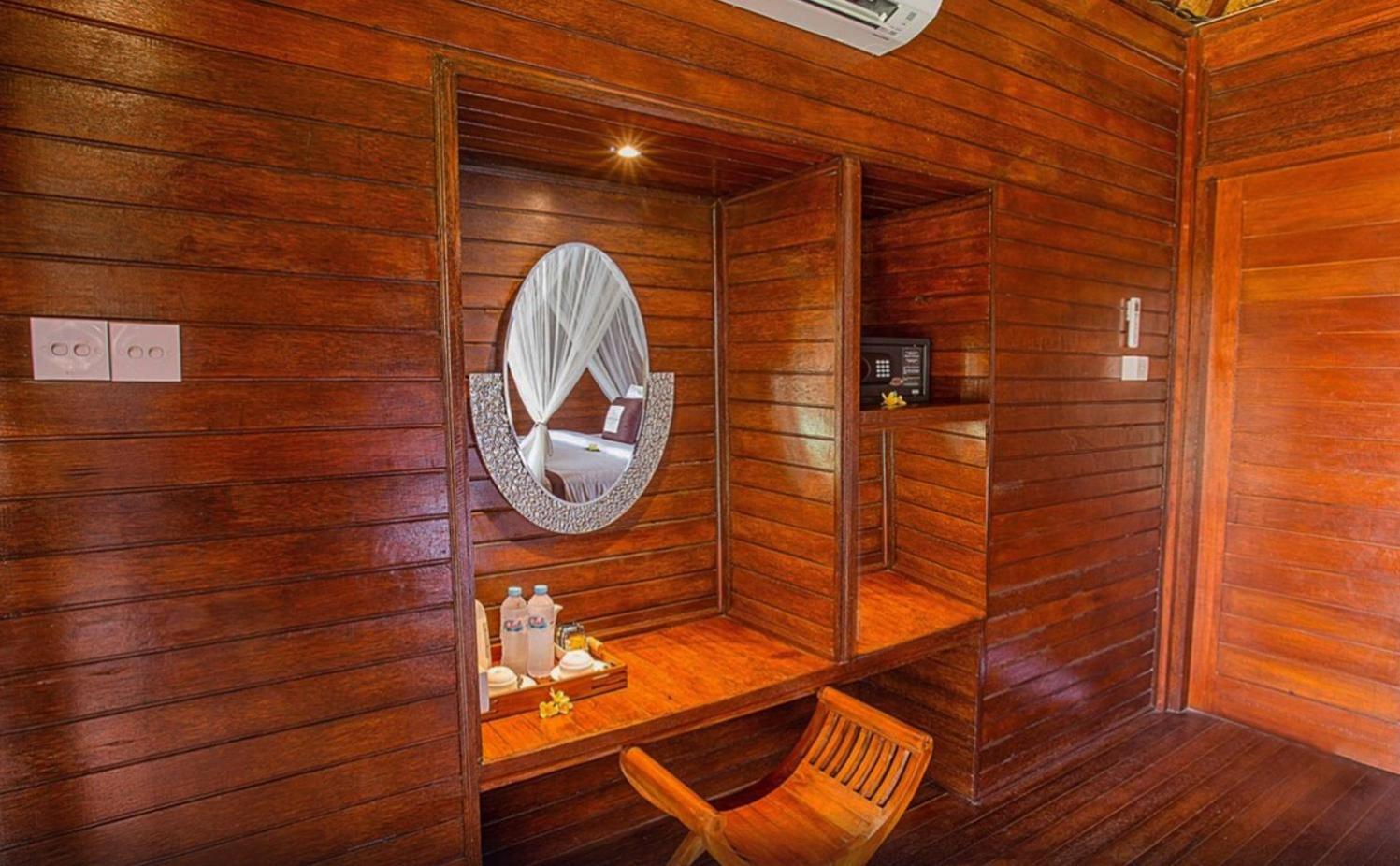 Maharatu Villa Lembongan Exterior photo