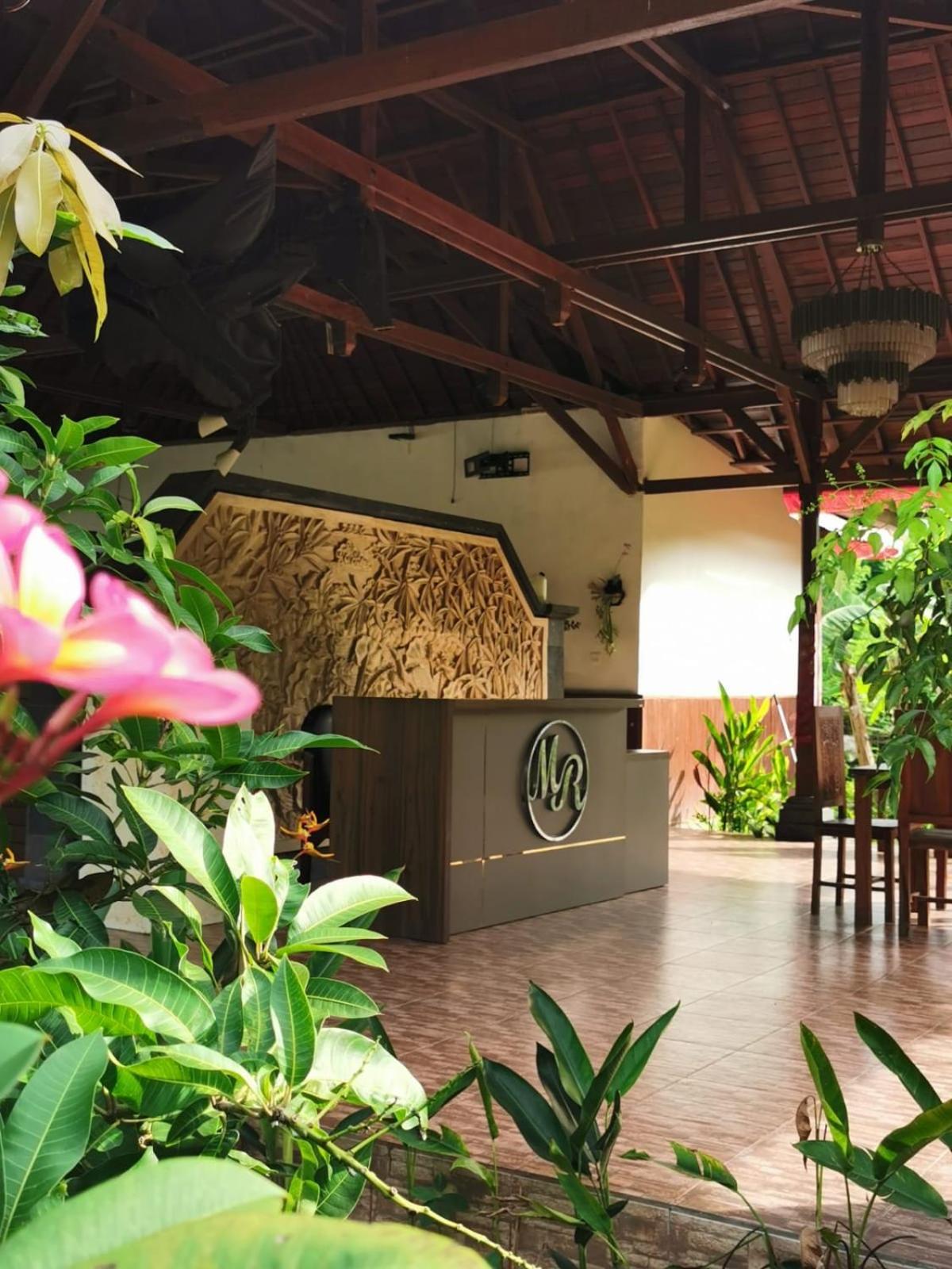 Maharatu Villa Lembongan Exterior photo