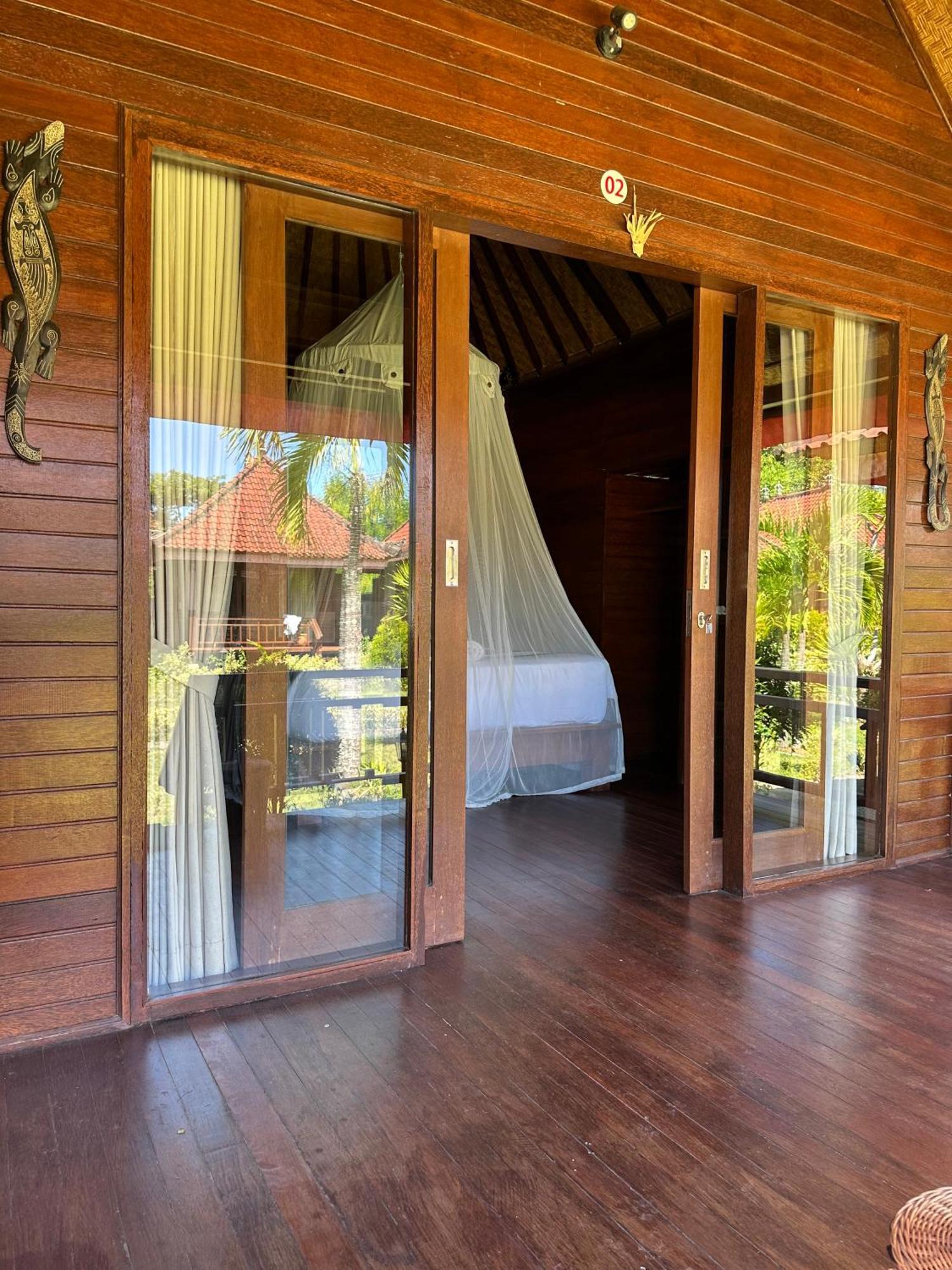 Maharatu Villa Lembongan Exterior photo